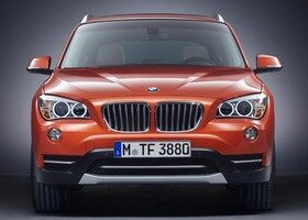 El frontal del nuevo BMW X1 adopta las formas de los últimos modelos de la BMW.