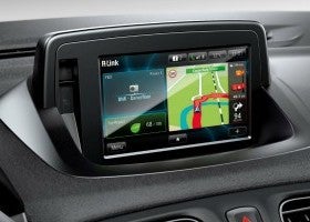 El sistema R-Link estará disponible en los niveles de acabado más altos.