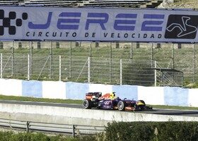 Mark Webber acabó segundo detrás de Button.