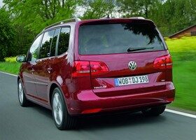 El Volkswagen Touran cuenta ahora con nuevas opciones de equipamiento.