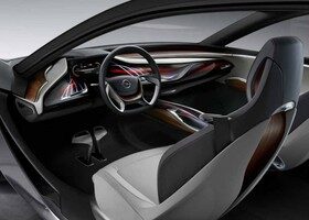 El interior del Opel Monza, como el de todos los prototipos, es espectacular.