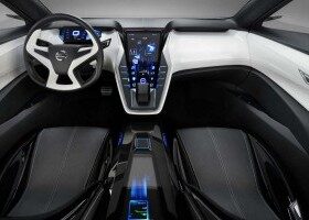 El interior del Nissan Friend-Me Concept es un conjunto tecnológico de última generación.