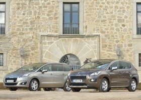 Los nuevos Peugeot 3008 y 5008 se renuevan en campos similares.