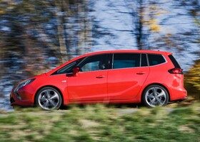 El Opel Zafira cuenta ahora con el sistema de infoentretenimiento IntelliLink.