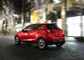 El nuevo Mazda2 cuenta con cuatro motores diferentes a disposición de los clientes.