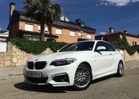 El BMW Serie 2 Coupé con motor de gasolina de 184 CV y paquete M eleva su precio por encima de los 36.000 euros.