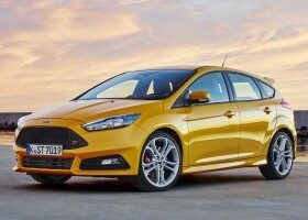 Por poco más de 30.000 euros tendremos en nuestro garaje el nuevo Ford Focus ST.