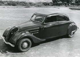 Cuádruple Aniversario Peugeot 402 B