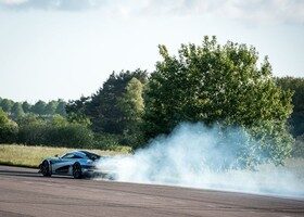 Koenigsegg One: 1 récord de velocidad