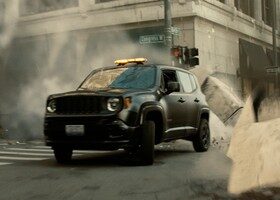 El Jeep Renegade en 'Amanecer de la Justicia' junto a Batman y Superman