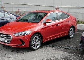 Presentación y prueba del nuevo Hyundai Elantra 2016
