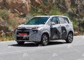 Fotos espía del Citroën C3 Picasso 2017