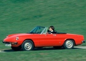 El Alfa Romeo Duetto fu la interpretación de Alfa entre 1967 y 1993 de lo que era un roadster.