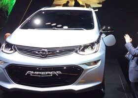 El Opel Ampera-e se estrena en París 2016