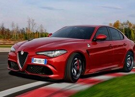Nuevo Alfa Romeo Giulia Q con cambio automático de 8 marchas