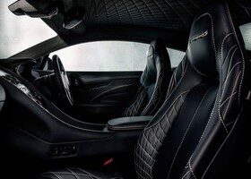 El interior del Aston Marting Vanquish S destila deportividad y, además, es personalizable.