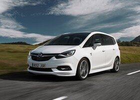 El nuevo Opel Zafira cuenta con chasis deportivo y rebajado de serie. Además, podemos pedir FlexRide, que lo regula electrónicamente.