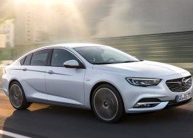 El nuevo Opel Insignia Grand Sport podrá montar un nuevo sistema de tracción a las 4 ruedas con nueva caja de cambios automática de 8 marchas.
