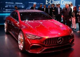 Mercedes ha llegado con muchas sospresas a Ginebra 2017.