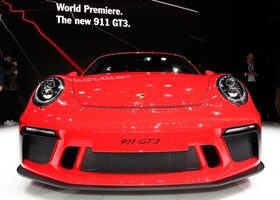 El Porsche GT3 2017 está enfocado para los circuitos y la calle.