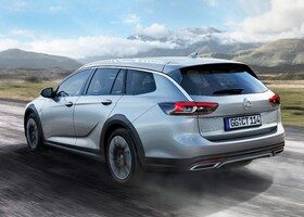 El Opel Insignia Country Tourer 2017 tiene detalles que lo hacen más robusto en su faceta crossover.