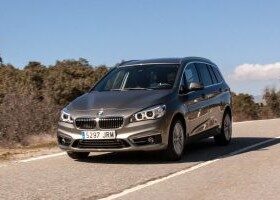 El cambio automático de BMW es magnífico por suavidad y rapidez.