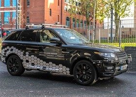 Este Range Rover está repleto de sensores y radares para poder circular de manera completamente autónoma y obtener datos para sus ingenieros.