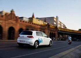 El Volkswagen e-Golf tiene una autonomía de 300 kilómetros.