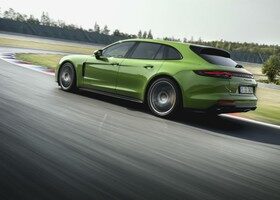 El Porsche Panamera GTS acelera de 0 a 100 km/h en 4,1 segundos.