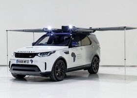 El Land Rover va completamente equipado para la expedición