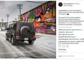Mercedes aprovechó los graffitis para poner un buen fondo a sus fotos