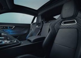 Así es el nuevo Jaguar F-Type 2020: un deportivo puro