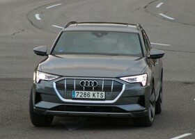 Audi e-tron dinámicas.