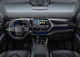 El sistema multimedia del Toyota Highlander cuenta con una pantalla de 12,3 pulgadas.