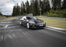 El nuevo Porsche Panamera se corona en Nürburgring