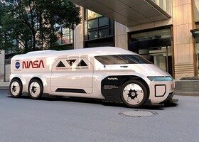 Astrovan, una furgoneta futurista con reminiscencias clásicas