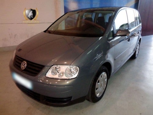 VOLKSWAGEN Touran 1.9TDI Traveller 105