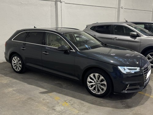 AUDI A4 Avant 2.0TDI Advanced edition 90kW