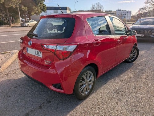 TOYOTA Yaris Pequeño  Automático de 5 Puertas