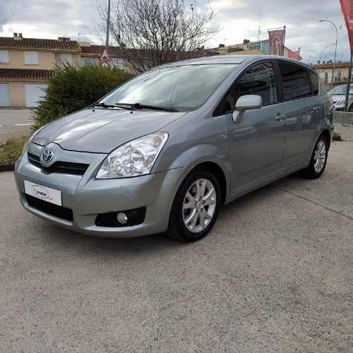 TOYOTA Corolla Verso 2.2D4D Luna