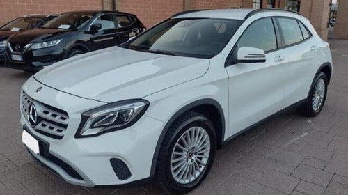 MERCEDES-BENZ Clase GLA 200d 7G-DCT