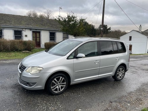 VOLKSWAGEN Touran 2.0TDI Traveller