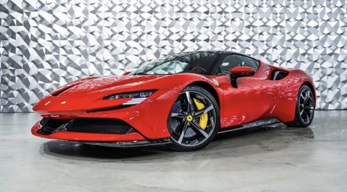 FERRARI SF90 Stradale