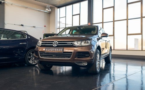 VOLKSWAGEN Touareg 3.0TSI Hybrid