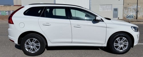 VOLVO XC60 D3 Momentum 150