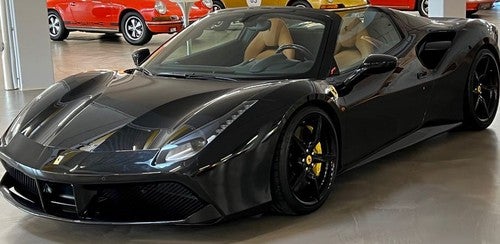 FERRARI 488 Spider 