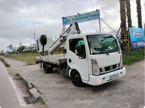 Nissan Cabstar 2018 