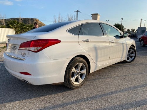 HYUNDAI i40 1.7CRDI Bluedrive City S