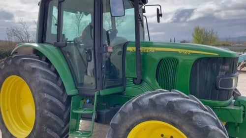 John Deere 6120 