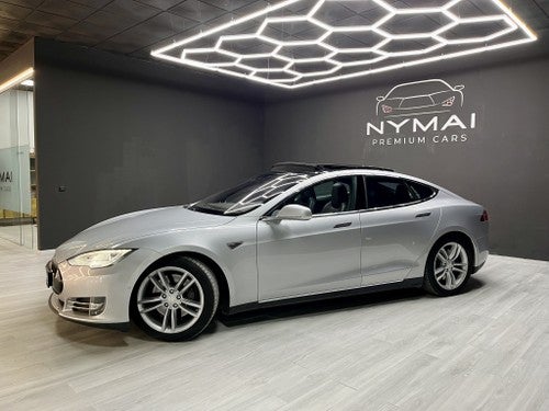 TESLA Model S 85 RWD